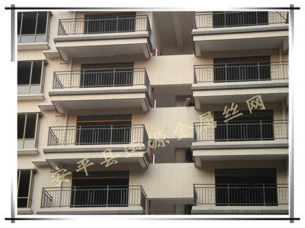 阳台铁艺护栏 阳台铁艺护栏